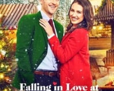 Download Falling In Love At Christmas (2021) {English With Subtitles} Web-DL 480p [265MB] || 720p [820MB] || 1080p [1.49GB]