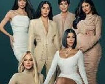 Download The Kardashians (Season 1-6) [S06E09 Added] (English) WeB-DL 720p [300MB] || 1080p [900MB]